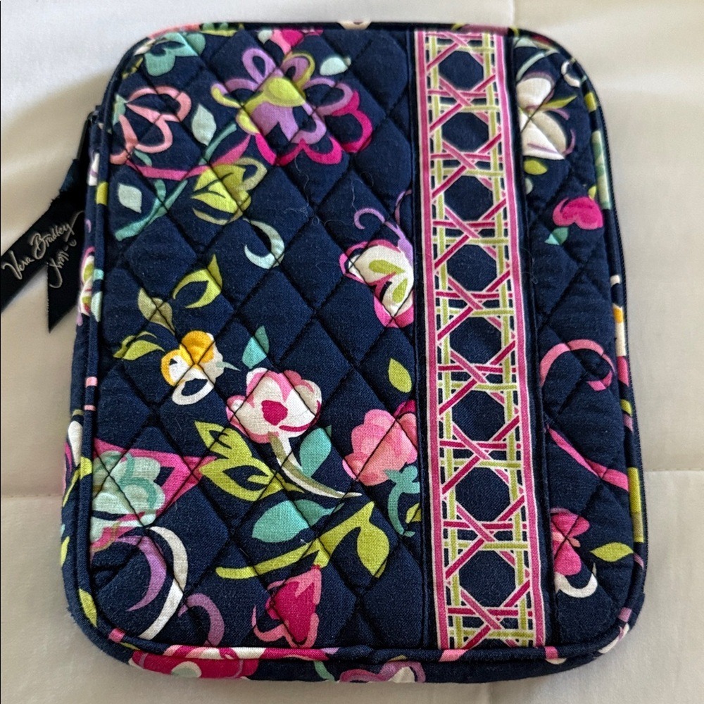 Vera Bradley Ribbons Quilted Tablet E-Reader Sleeve Case Navy Floral 9x7